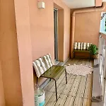 Private Apartment *